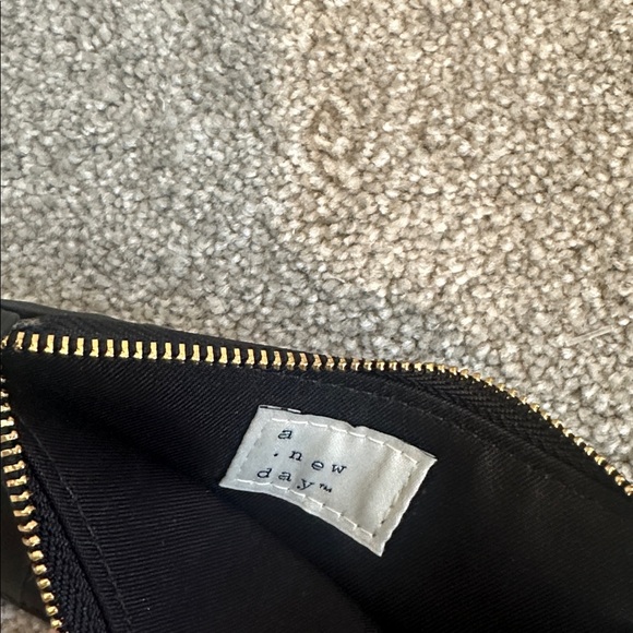 NWOT A New Day Faux Woven Leather Black Wallet - Picture 4 of 4